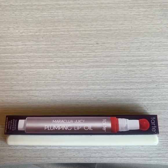 SOLD - tarte Maracuja Juicy Plumping Lip Oil In Goji Berry NIB Authentic - Picture 7 of 7